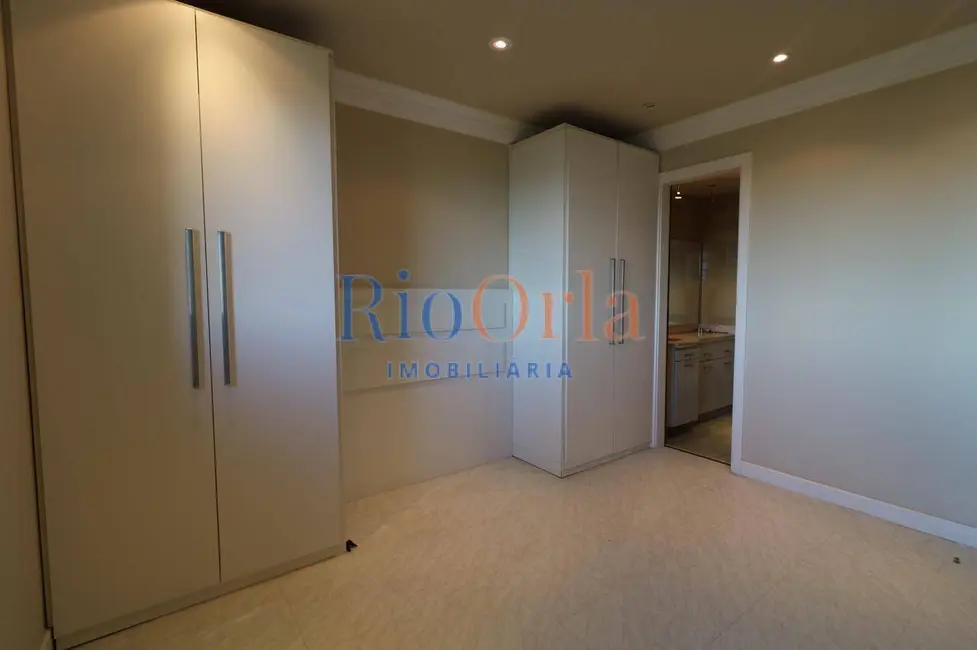Apartamento com 4 quartos à venda, 211m2 em Barra da Tijuca, Rio De Janeiro - RJ - imagem 7 Foto 7 de Apartamento com 4 quartos à venda, 211m2 em Barra da Tijuca, Rio De Janeiro - RJ