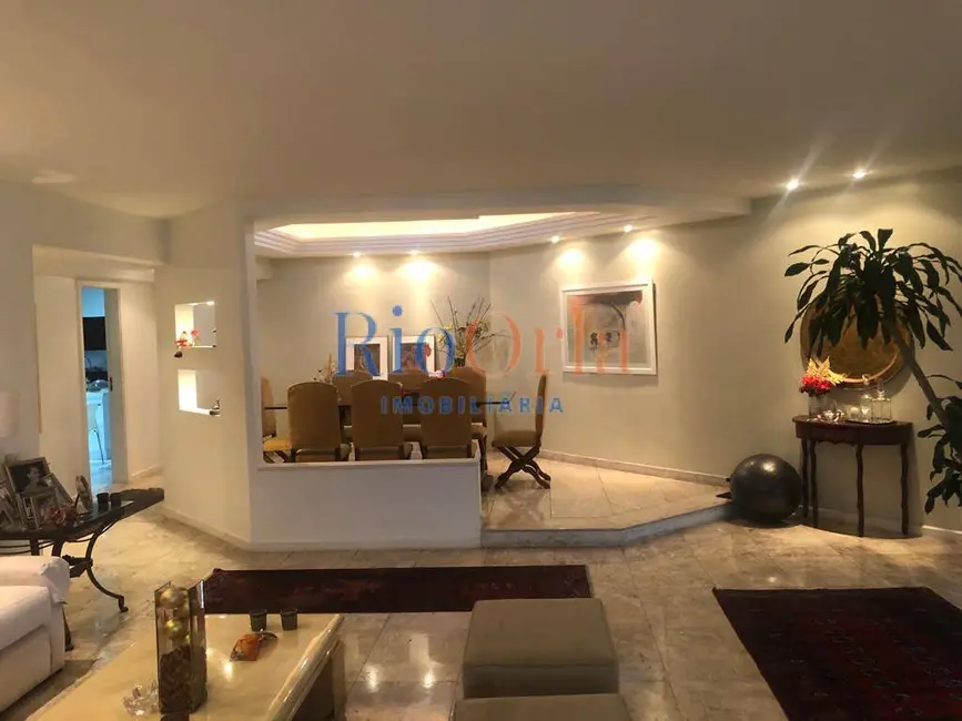 Foto 3 de Apartamento com 3 quartos à venda, 200m2 em Barra da Tijuca, Rio De Janeiro - RJ
