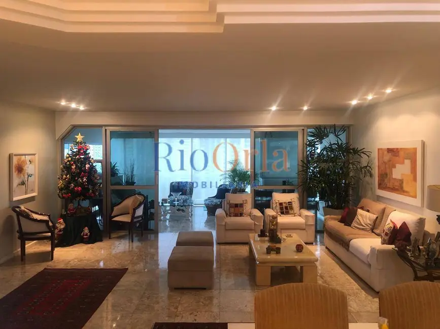 Foto 2 de Apartamento com 3 quartos à venda, 200m2 em Barra da Tijuca, Rio De Janeiro - RJ