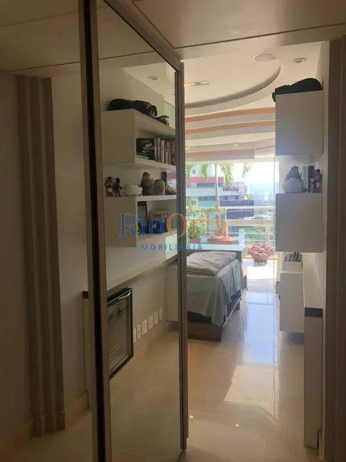 Apartamento com 3 quartos à venda, 230m2 em Barra da Tijuca, Rio De Janeiro - RJ - imagem 6 Foto 6 de Apartamento com 3 quartos à venda, 230m2 em Barra da Tijuca, Rio De Janeiro - RJ