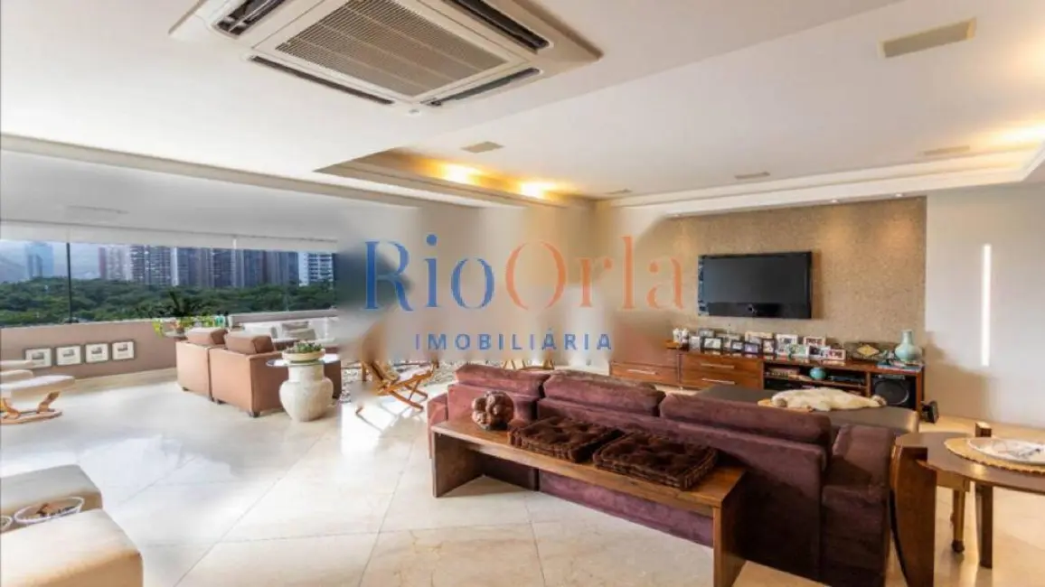 Apartamento com 3 quartos à venda, 230m2 em Barra da Tijuca, Rio De Janeiro - RJ - imagem 1 Foto 1 de Apartamento com 3 quartos à venda, 230m2 em Barra da Tijuca, Rio De Janeiro - RJ
