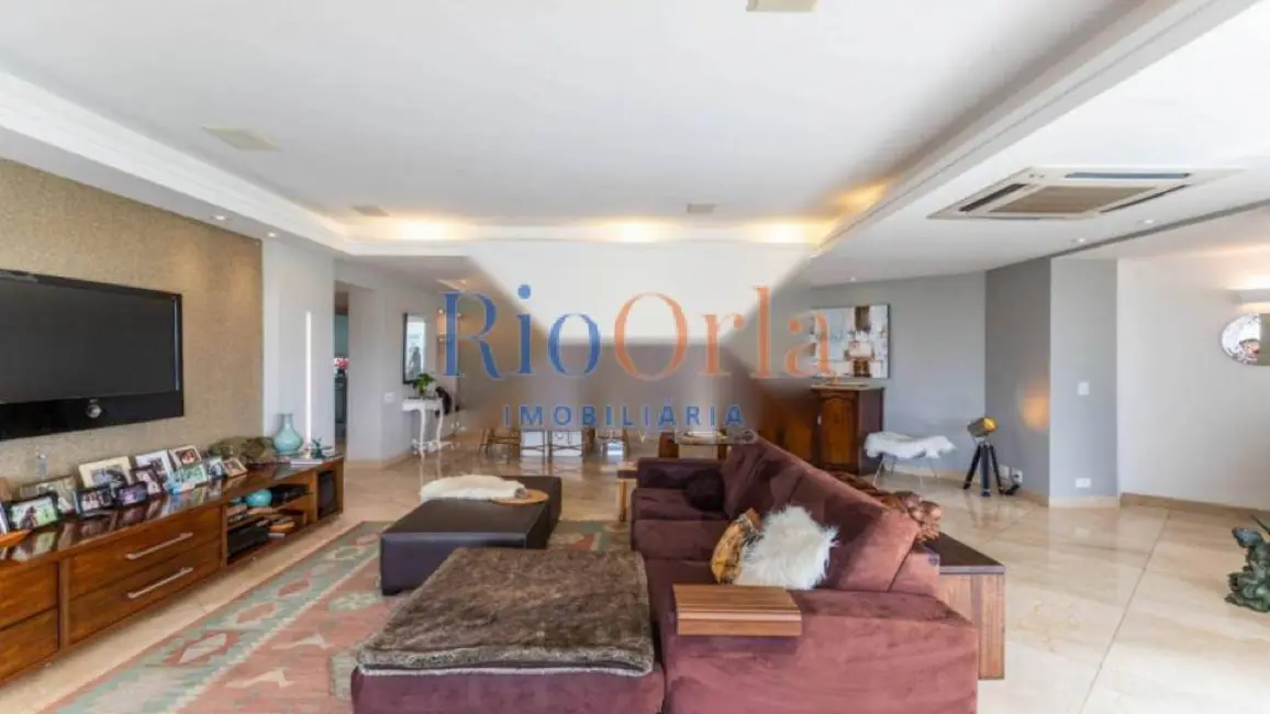 Apartamento com 3 quartos à venda, 230m2 em Barra da Tijuca, Rio De Janeiro - RJ - imagem 3 Foto 3 de Apartamento com 3 quartos à venda, 230m2 em Barra da Tijuca, Rio De Janeiro - RJ