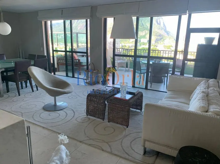 Foto 5 de Apartamento com 4 quartos à venda, 251m2 em Barra da Tijuca, Rio De Janeiro - RJ