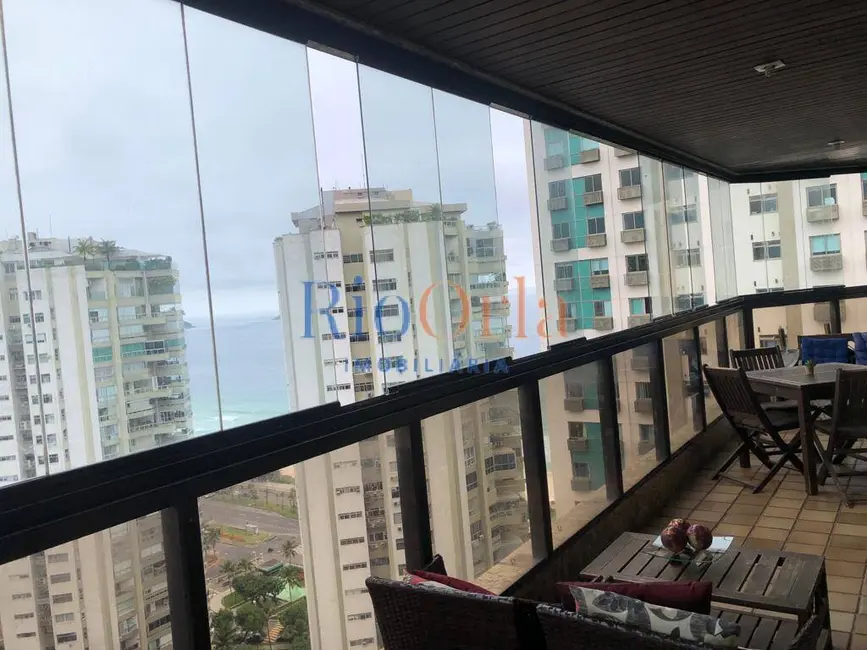 Foto 1 de Apartamento com 3 quartos à venda, 160m2 em Barra da Tijuca, Rio De Janeiro - RJ