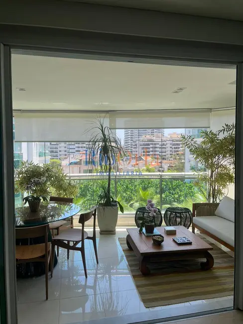 Apartamento com 4 quartos à venda, 292m2 em Barra da Tijuca, Rio De Janeiro - RJ - imagem 3 Foto 3 de Apartamento com 4 quartos à venda, 292m2 em Barra da Tijuca, Rio De Janeiro - RJ