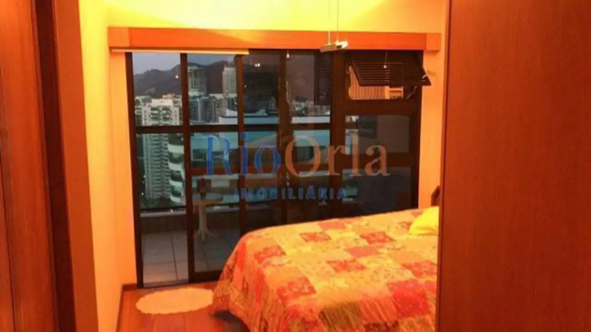Foto 6 de Apartamento com 4 quartos à venda, 138m2 em Barra da Tijuca, Rio De Janeiro - RJ