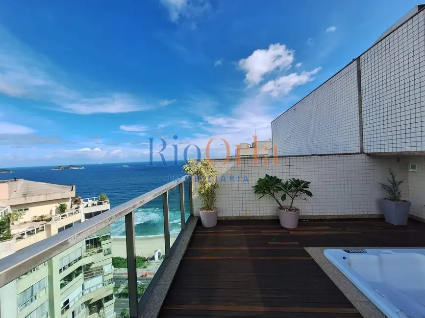 Cobertura com 4 quartos à venda, 354m2 em Barra da Tijuca, Rio De Janeiro - RJ - imagem 1 Foto 1 de Cobertura com 4 quartos à venda, 354m2 em Barra da Tijuca, Rio De Janeiro - RJ