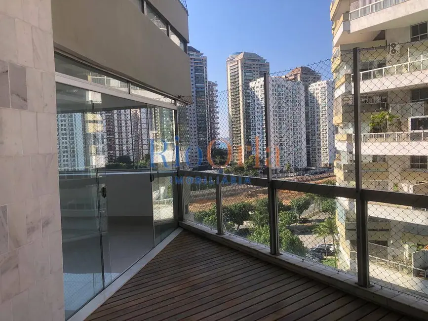 Apartamento com 3 quartos à venda, 230m2 em Barra da Tijuca, Rio De Janeiro - RJ - imagem 5 Foto 5 de Apartamento com 3 quartos à venda, 230m2 em Barra da Tijuca, Rio De Janeiro - RJ