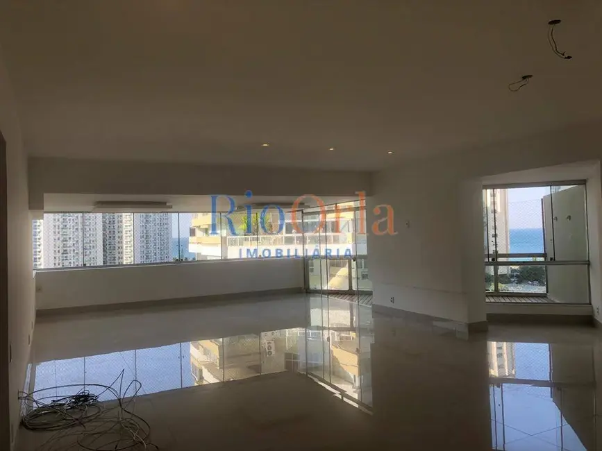Foto 1 de Apartamento com 3 quartos à venda, 230m2 em Barra da Tijuca, Rio De Janeiro - RJ