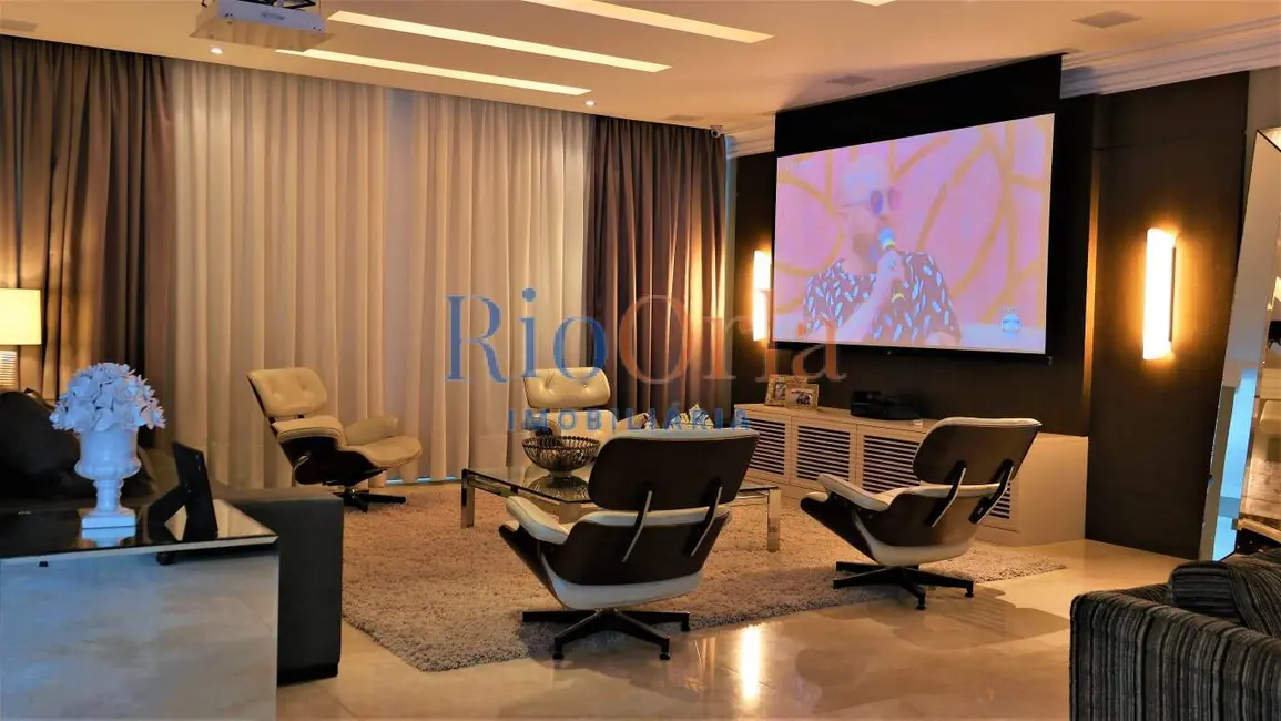 Casa com 5 quartos à venda, 1000m2 em Barra da Tijuca, Rio De Janeiro - RJ - imagem 6 Foto 6 de Casa com 5 quartos à venda, 1000m2 em Barra da Tijuca, Rio De Janeiro - RJ