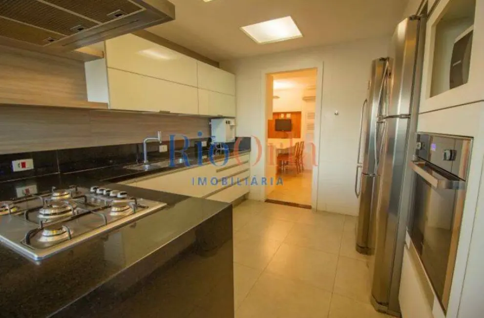 Cobertura com 5 quartos à venda, 525m2 em Barra da Tijuca, Rio De Janeiro - RJ - imagem 4 Foto 4 de Cobertura com 5 quartos à venda, 525m2 em Barra da Tijuca, Rio De Janeiro - RJ