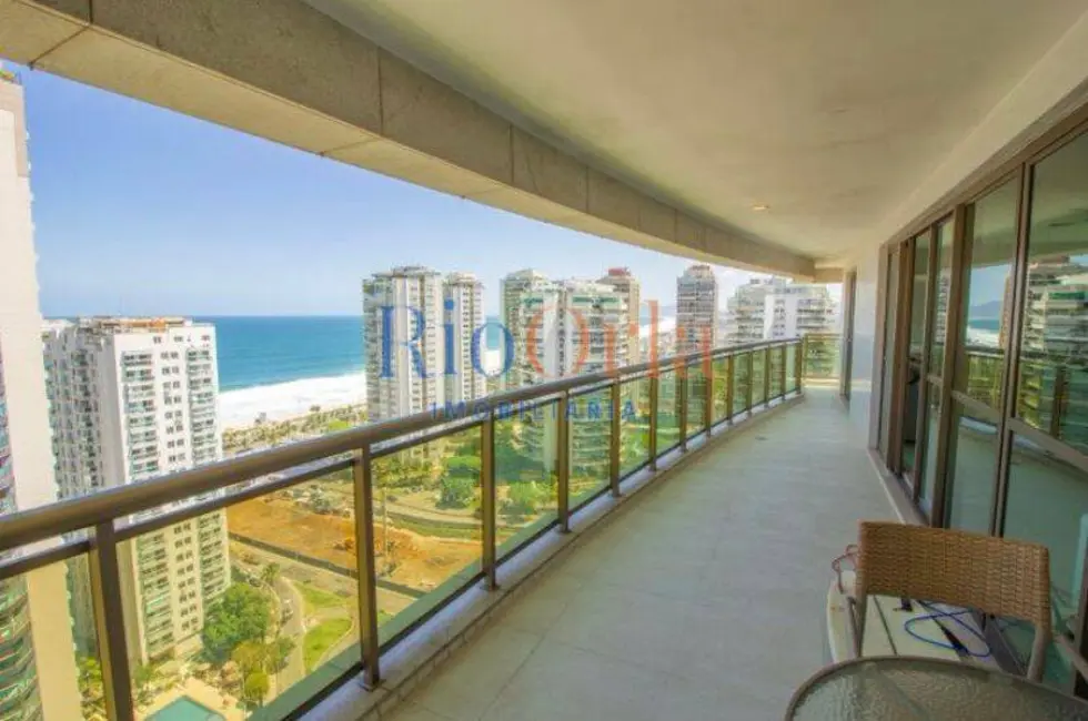 Cobertura com 5 quartos à venda, 525m2 em Barra da Tijuca, Rio De Janeiro - RJ - imagem 3 Foto 3 de Cobertura com 5 quartos à venda, 525m2 em Barra da Tijuca, Rio De Janeiro - RJ
