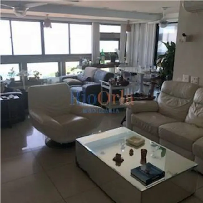 Foto 4 de Apartamento com 4 quartos à venda, 220m2 em Barra da Tijuca, Rio De Janeiro - RJ