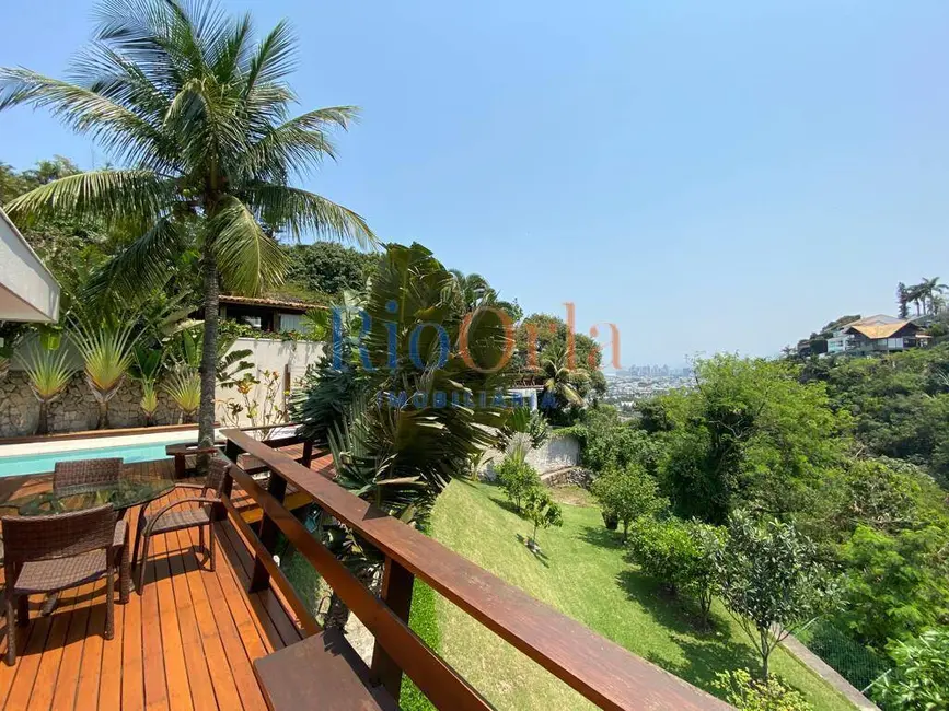 Casa com 5 quartos à venda, 1400m2 em Joá, Rio De Janeiro - RJ - imagem 7 Foto 7 de Casa com 5 quartos à venda, 1400m2 em Joá, Rio De Janeiro - RJ