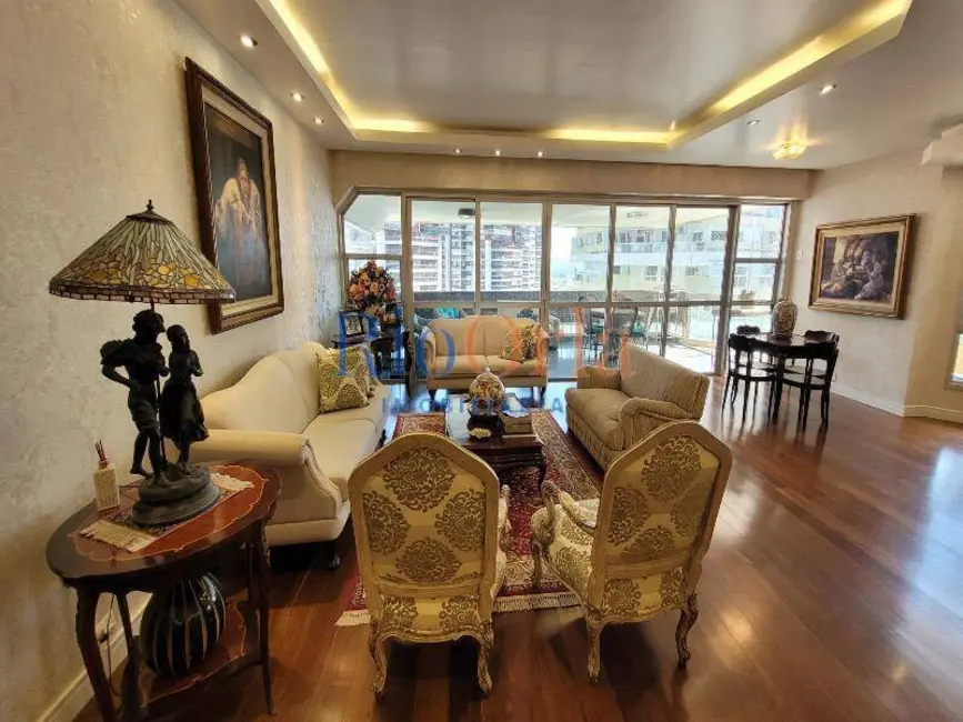 Apartamento com 4 quartos à venda, 300m2 em Barra da Tijuca, Rio De Janeiro - RJ - imagem 4 Foto 4 de Apartamento com 4 quartos à venda, 300m2 em Barra da Tijuca, Rio De Janeiro - RJ