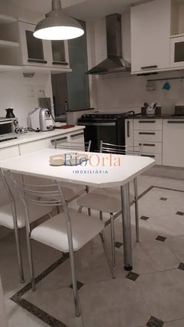 Apartamento com 3 quartos à venda, 139m2 em Barra da Tijuca, Rio De Janeiro - RJ - imagem 9 Foto 9 de Apartamento com 3 quartos à venda, 139m2 em Barra da Tijuca, Rio De Janeiro - RJ