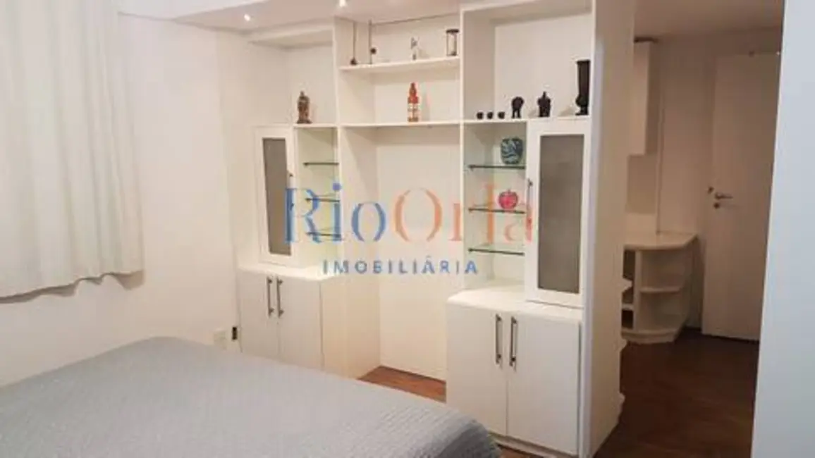 Apartamento com 3 quartos à venda, 139m2 em Barra da Tijuca, Rio De Janeiro - RJ - imagem 5 Foto 5 de Apartamento com 3 quartos à venda, 139m2 em Barra da Tijuca, Rio De Janeiro - RJ