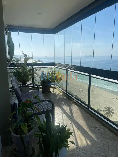 Cobertura com 3 quartos à venda, 250m2 em Barra da Tijuca, Rio De Janeiro - RJ - imagem 9 Foto 9 de Cobertura com 3 quartos à venda, 250m2 em Barra da Tijuca, Rio De Janeiro - RJ