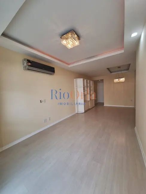 Foto 3 de Apartamento com 4 quartos à venda, 106m2 em Barra da Tijuca, Rio De Janeiro - RJ