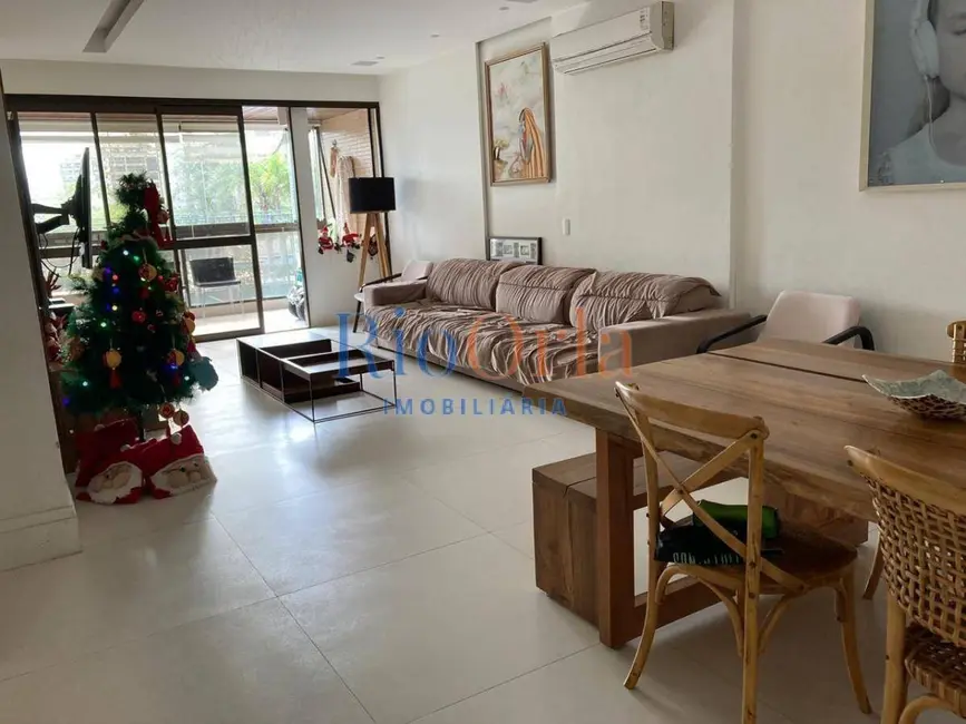 Foto 2 de Apartamento com 4 quartos à venda, 168m2 em Barra da Tijuca, Rio De Janeiro - RJ