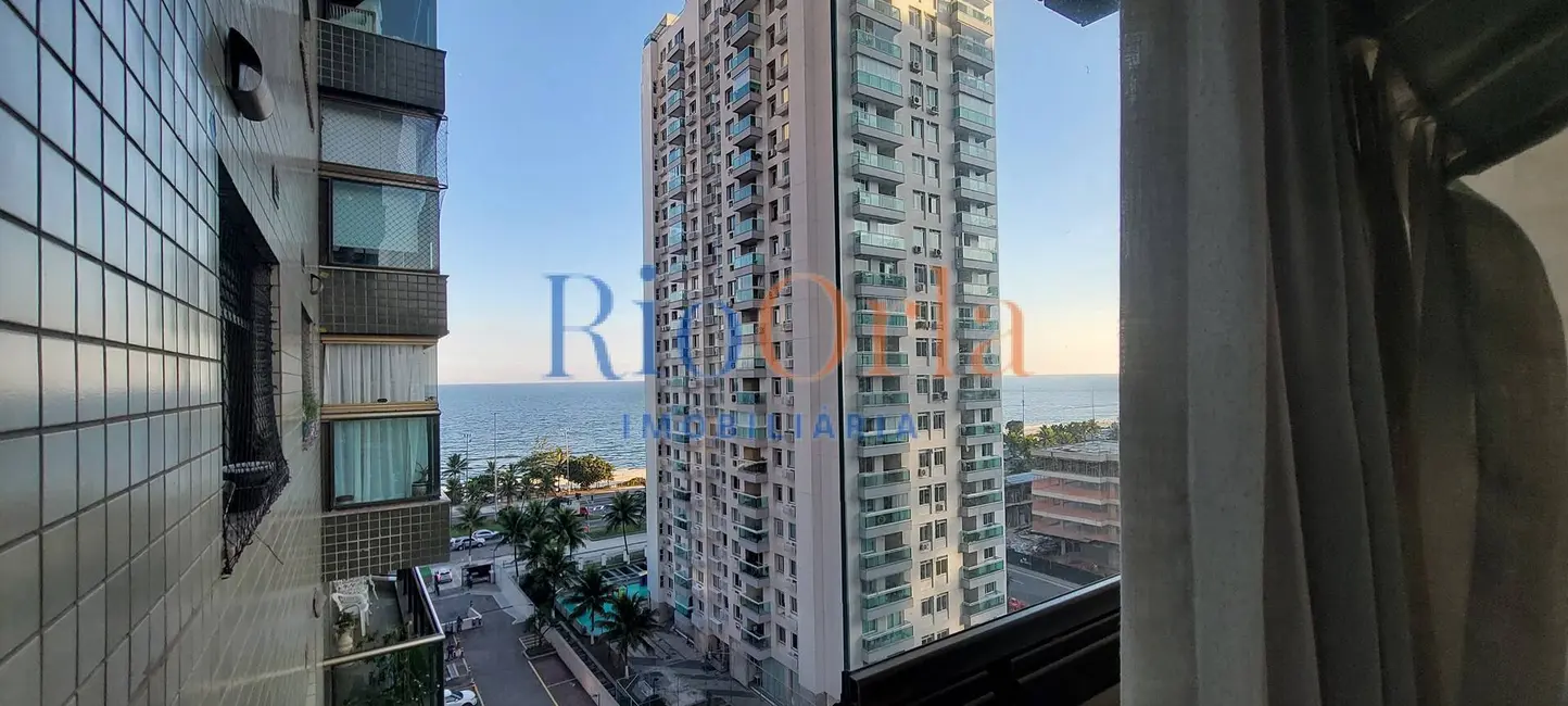 Foto 2 de Apartamento com 4 quartos à venda, 150m2 em Barra da Tijuca, Rio De Janeiro - RJ