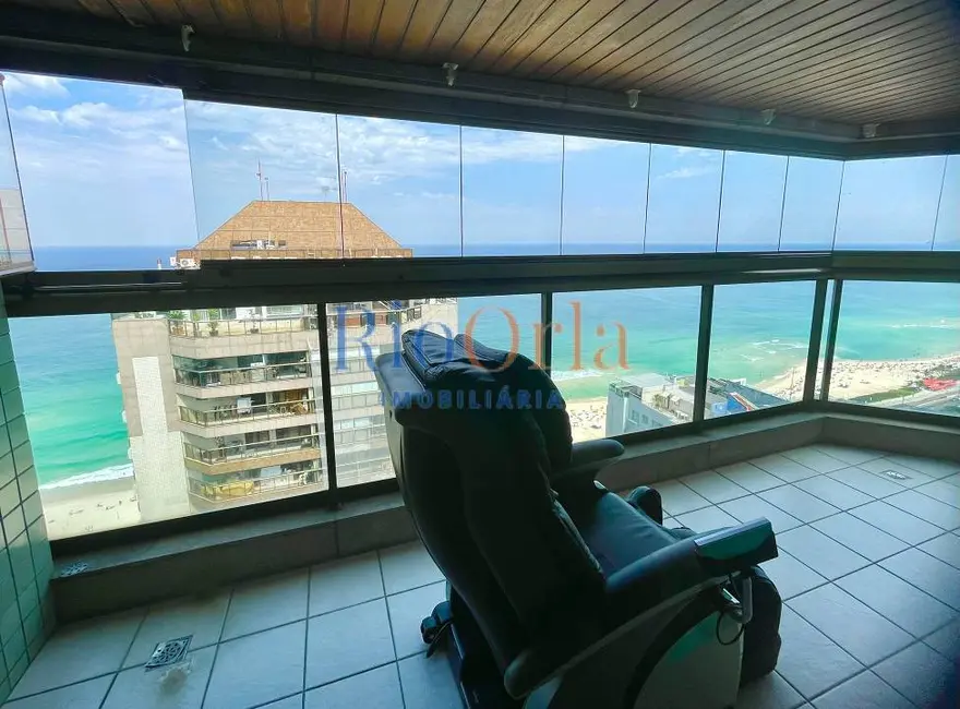 Cobertura com 4 quartos à venda, 301m2 em Barra da Tijuca, Rio De Janeiro - RJ - imagem 2 Foto 2 de Cobertura com 4 quartos à venda, 301m2 em Barra da Tijuca, Rio De Janeiro - RJ
