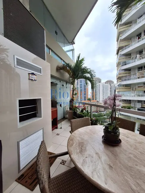 Foto 3 de Apartamento com 3 quartos à venda, 230m2 em Barra da Tijuca, Rio De Janeiro - RJ