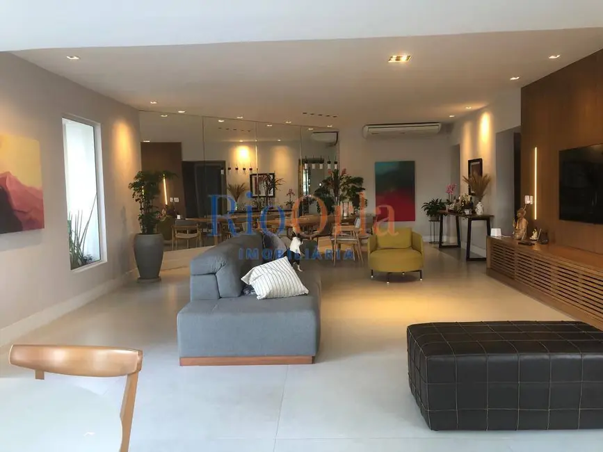Foto 4 de Apartamento com 3 quartos à venda, 220m2 em Barra da Tijuca, Rio De Janeiro - RJ
