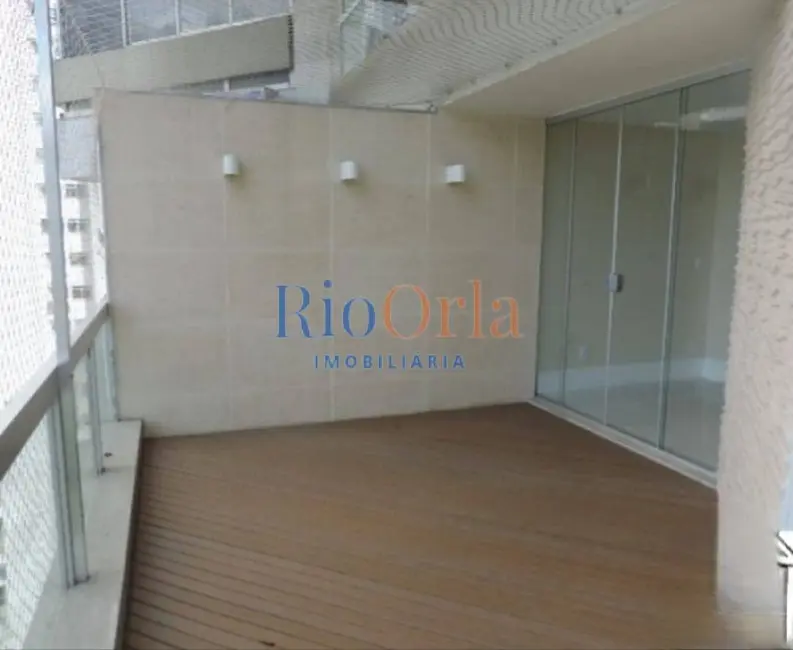 Apartamento com 4 quartos à venda e para alugar, 300m2 em Barra da Tijuca, Rio De Janeiro - RJ - imagem 3 Foto 3 de Apartamento com 4 quartos à venda e para alugar, 300m2 em Barra da Tijuca, Rio De Janeiro - RJ