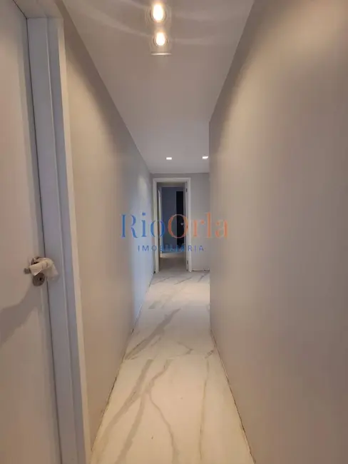 Apartamento com 3 quartos à venda, 230m2 em Barra da Tijuca, Rio De Janeiro - RJ - imagem 5 Foto 5 de Apartamento com 3 quartos à venda, 230m2 em Barra da Tijuca, Rio De Janeiro - RJ