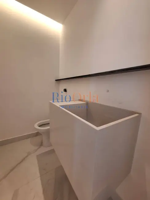 Apartamento com 3 quartos à venda, 230m2 em Barra da Tijuca, Rio De Janeiro - RJ - imagem 4 Foto 4 de Apartamento com 3 quartos à venda, 230m2 em Barra da Tijuca, Rio De Janeiro - RJ