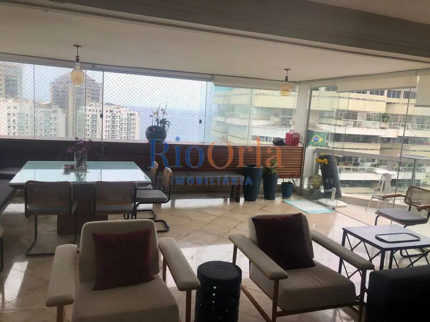 Foto 5 de Apartamento com 3 quartos à venda, 222m2 em Barra da Tijuca, Rio De Janeiro - RJ