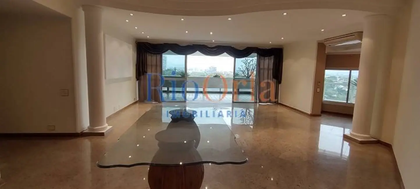 Foto 2 de Apartamento com 3 quartos à venda, 221m2 em Barra da Tijuca, Rio De Janeiro - RJ
