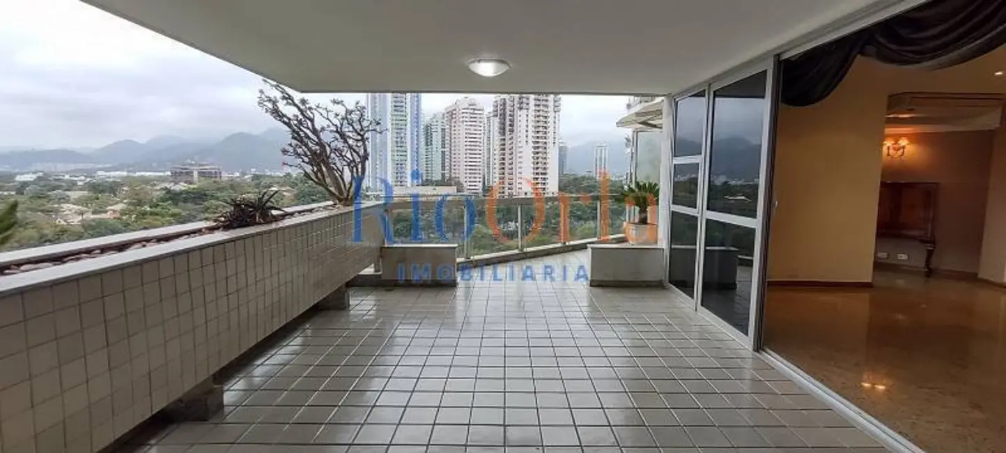 Foto 1 de Apartamento com 3 quartos à venda, 221m2 em Barra da Tijuca, Rio De Janeiro - RJ