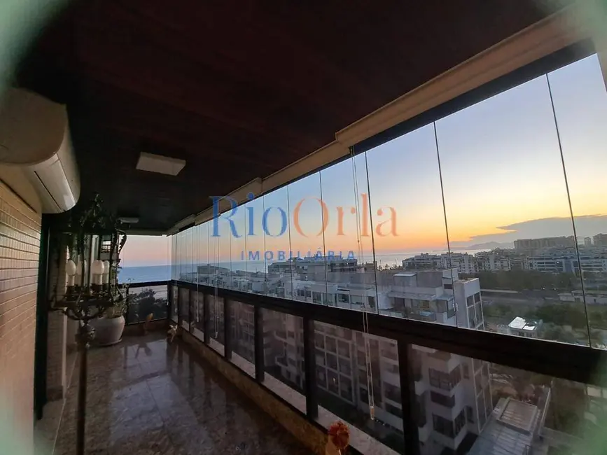 Foto 1 de Apartamento com 4 quartos à venda, 170m2 em Barra da Tijuca, Rio De Janeiro - RJ