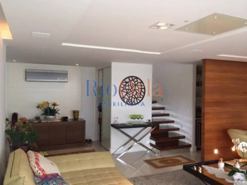Cobertura com 3 quartos à venda, 224m2 em Barra da Tijuca, Rio De Janeiro - RJ - imagem 8 Foto 8 de Cobertura com 3 quartos à venda, 224m2 em Barra da Tijuca, Rio De Janeiro - RJ