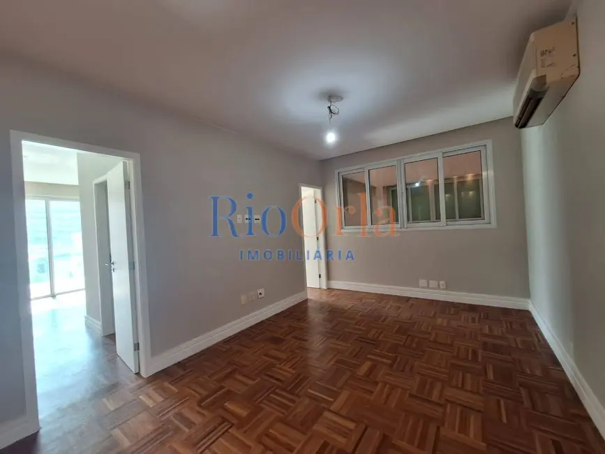 Foto 6 de Apartamento com 4 quartos à venda, 280m2 em Barra da Tijuca, Rio De Janeiro - RJ