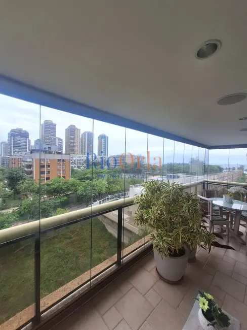 Foto 2 de Apartamento com 3 quartos à venda, 128m2 em Barra da Tijuca, Rio De Janeiro - RJ