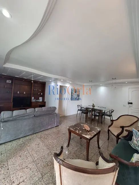 Apartamento com 4 quartos para alugar, 134m2 em Barra da Tijuca, Rio De Janeiro - RJ - imagem 6 Foto 6 de Apartamento com 4 quartos para alugar, 134m2 em Barra da Tijuca, Rio De Janeiro - RJ