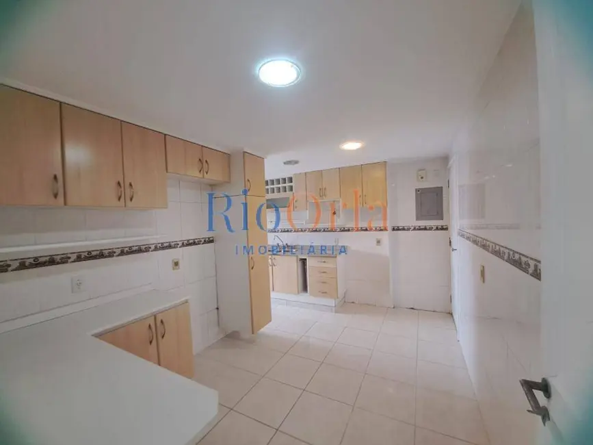 Apartamento com 4 quartos à venda, 149m2 em Barra da Tijuca, Rio De Janeiro - RJ - imagem 5 Foto 5 de Apartamento com 4 quartos à venda, 149m2 em Barra da Tijuca, Rio De Janeiro - RJ