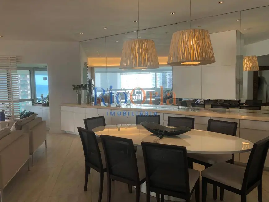 Apartamento com 3 quartos à venda, 220m2 em Barra da Tijuca, Rio De Janeiro - RJ - imagem 2 Foto 2 de Apartamento com 3 quartos à venda, 220m2 em Barra da Tijuca, Rio De Janeiro - RJ
