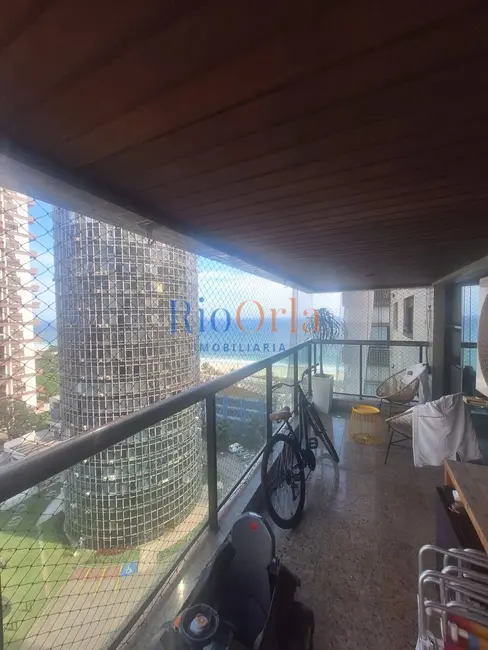 Foto 1 de Apartamento com 4 quartos à venda, 140m2 em Barra da Tijuca, Rio De Janeiro - RJ