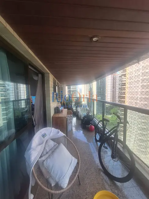Foto 3 de Apartamento com 4 quartos à venda, 140m2 em Barra da Tijuca, Rio De Janeiro - RJ