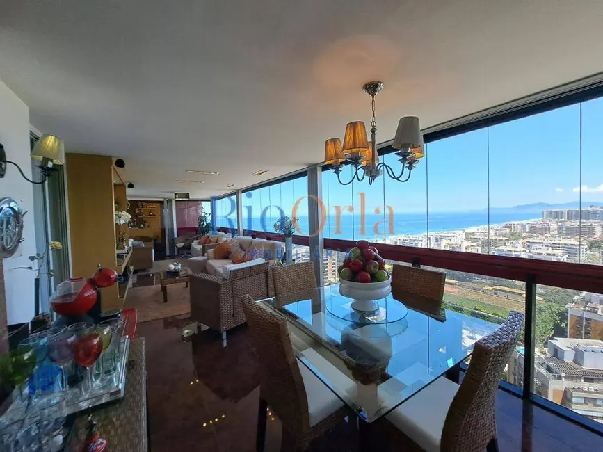 Apartamento com 3 quartos à venda, 179m2 em Barra da Tijuca, Rio De Janeiro - RJ - imagem 1 Foto 1 de Apartamento com 3 quartos à venda, 179m2 em Barra da Tijuca, Rio De Janeiro - RJ