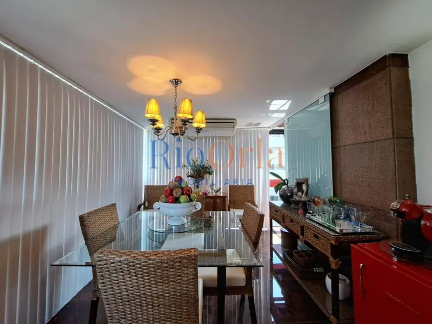 Apartamento com 3 quartos à venda, 179m2 em Barra da Tijuca, Rio De Janeiro - RJ - imagem 5 Foto 5 de Apartamento com 3 quartos à venda, 179m2 em Barra da Tijuca, Rio De Janeiro - RJ