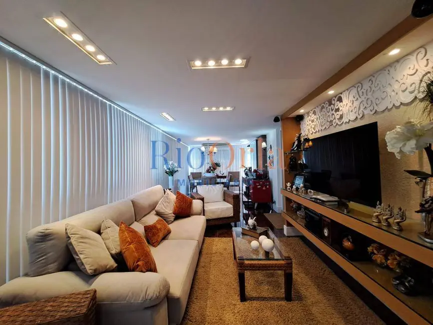 Apartamento com 3 quartos à venda, 179m2 em Barra da Tijuca, Rio De Janeiro - RJ - imagem 4 Foto 4 de Apartamento com 3 quartos à venda, 179m2 em Barra da Tijuca, Rio De Janeiro - RJ