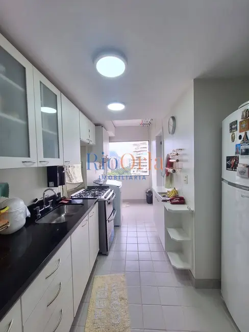 Apartamento com 3 quartos à venda, 137m2 em Barra da Tijuca, Rio De Janeiro - RJ - imagem 8 Foto 8 de Apartamento com 3 quartos à venda, 137m2 em Barra da Tijuca, Rio De Janeiro - RJ