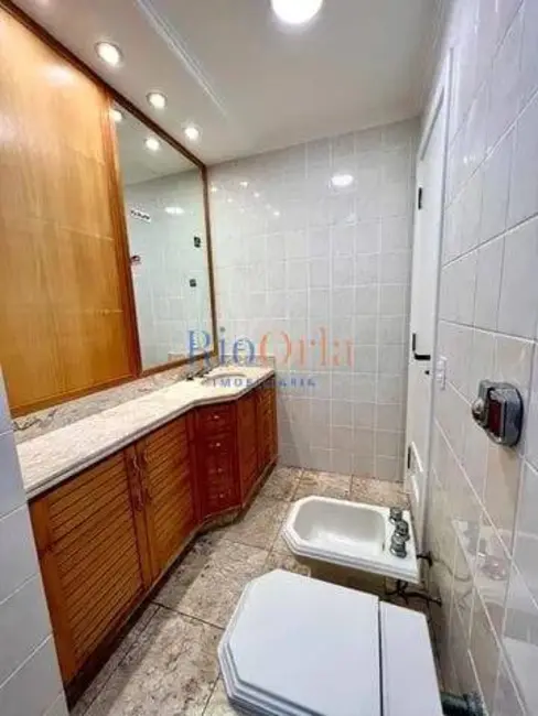 Apartamento com 4 quartos à venda, 233m2 em Barra da Tijuca, Rio De Janeiro - RJ - imagem 9 Foto 9 de Apartamento com 4 quartos à venda, 233m2 em Barra da Tijuca, Rio De Janeiro - RJ
