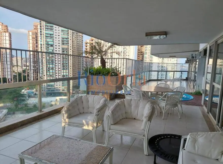 Apartamento com 4 quartos à venda, 300m2 em Barra da Tijuca, Rio De Janeiro - RJ - imagem 1 Foto 1 de Apartamento com 4 quartos à venda, 300m2 em Barra da Tijuca, Rio De Janeiro - RJ