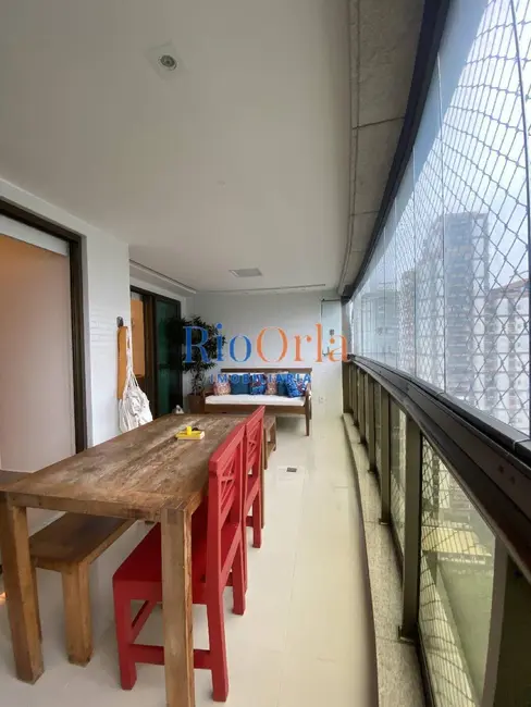 Foto 3 de Apartamento com 3 quartos à venda, 137m2 em Barra da Tijuca, Rio De Janeiro - RJ